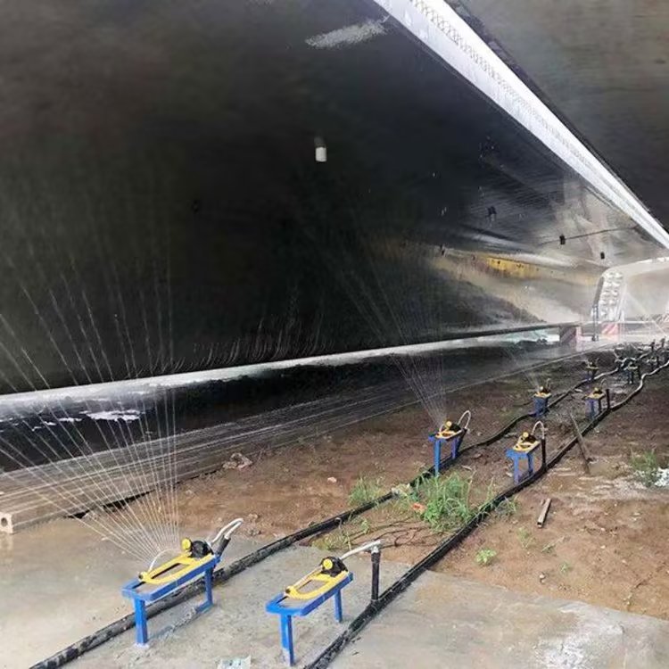 布料機(jī)、大型布料機(jī)、行走式布料機(jī)、圓筒布料機(jī)、行走式液壓布料機(jī)、移動(dòng)式液壓布料機(jī)、電動(dòng)布料機(jī)、手動(dòng)布料機(jī)、梁場(chǎng)專用液壓布料機(jī)